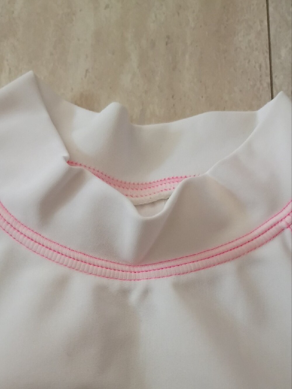 Circo White Rash Guard - Picture 4 of 6